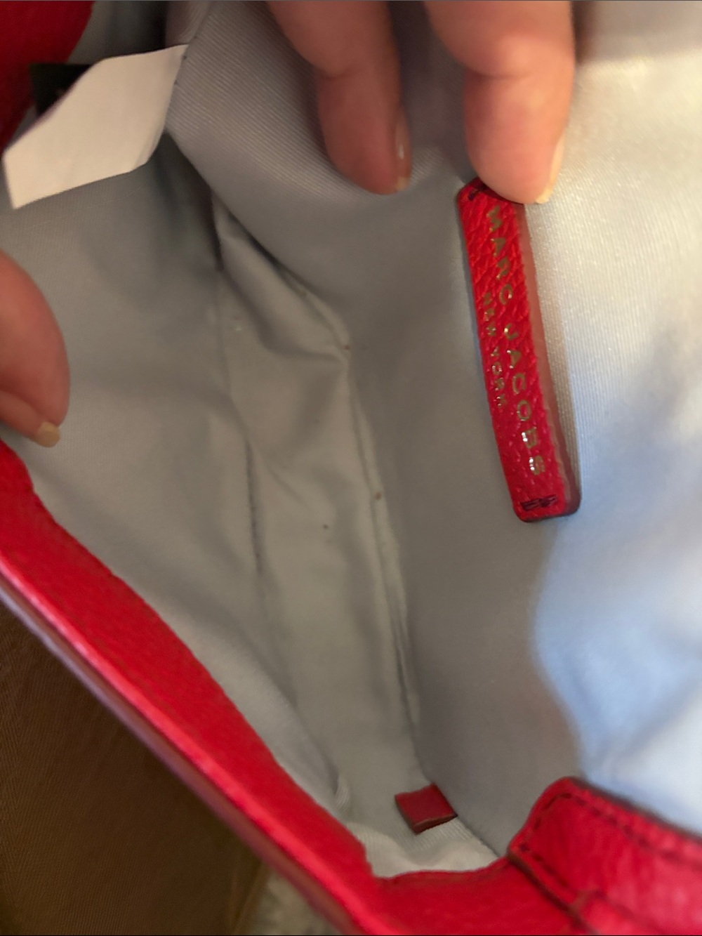 Marc Jacobs Red Pebbled Leather Mini Crossbody with Gold Logo - Picture 3 of 9